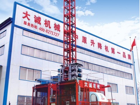工地用施工升降機(jī)租賃需要多少錢？